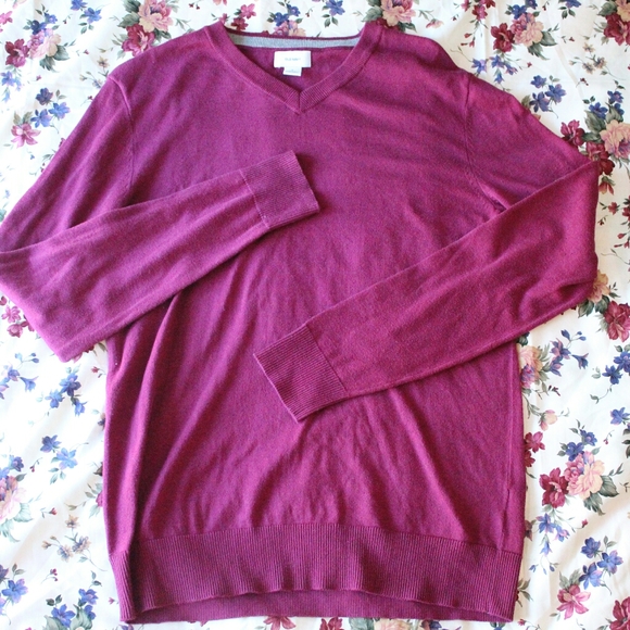 Old Navy v-neck sweater - Picture 1 of 2